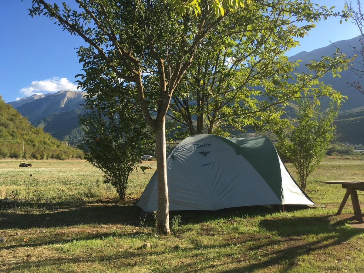 Albturist Ecocamping Permet & Outdoor Sports Center Otel Dış mekan fotoğraf